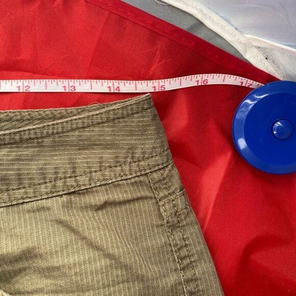 Martin & OSA Comfort Rolled Shorts — Size 2 - Picture 4 of 7